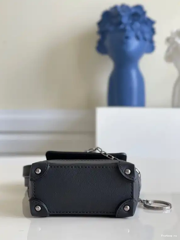 First bag ru LOUIS VUITTON POUCH MINI STEAMER 0616